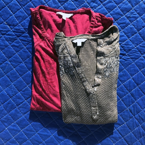 Lucky 2 for $10 Printed Henley - Picture 2 of 8